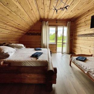 Усадьба Домик «Бабочка / Божья Коровка» на базе отдыха «Красногорка»,