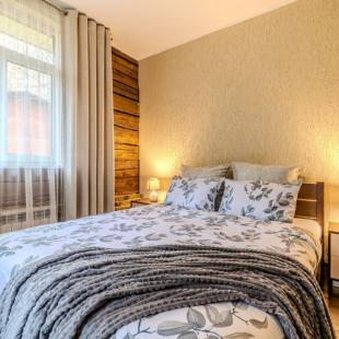 "Домик у пруда" 2-х уровневый дом на 13 человек