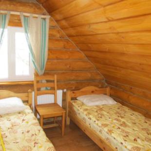 Спальная комната в усадьбе «Нясвижския вытоки». Арендовать дом на природе в Белоруссии