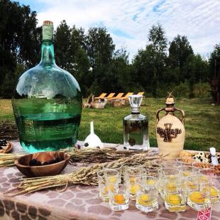 Лето в усальбе "Медвежий угол"