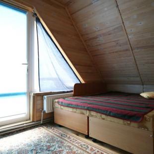 Комната в усадьбе «Ля Блакiтных азёр». Арендовать дом на 12 человек рядом с озером в Витебской области