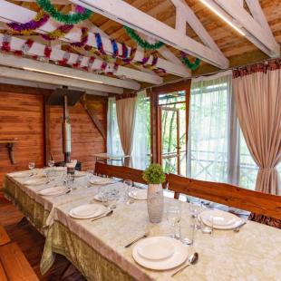 "Стекляшка" беседка для отдыха