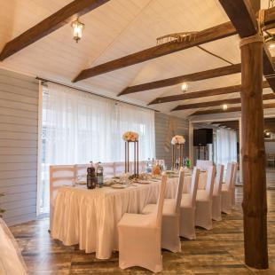 Большой банкетный зал в усадьбе "Стары млын"
