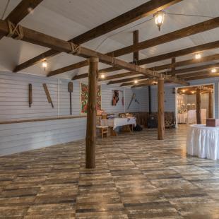 Большой банкетный зал в усадьбе "Стары млын"