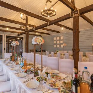 Большой банкетный зал в усадьбе "Стары млын"