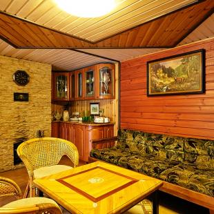 Интерьер усадьбы с баней "VIP Дубрава"