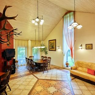 Интерьер усадьбы с баней "VIP Дубрава"