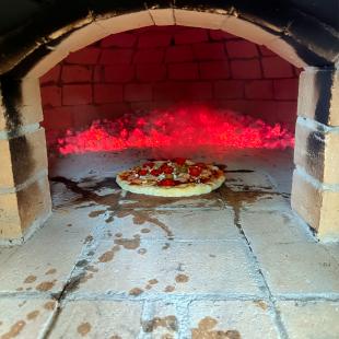 Помпейская печь и пицца на дровах ;)
