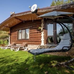 #1 Домик для двоих с бассейном баней и верандой  у Антила