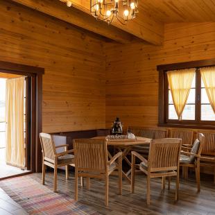 Баня на озере в загородном экопарке «Акварель»