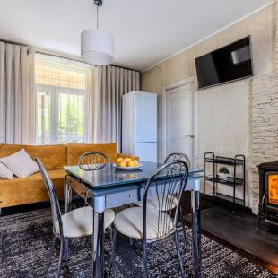 "Домик у пруда" 2-х уровневый дом на 13 человек