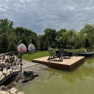 «У Антила», домик у пруда