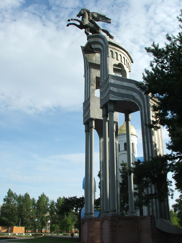 Памятник в честь воинов-освободителей в Бобруйске - описание достопримечательности Беларуси (Белоруссии)
