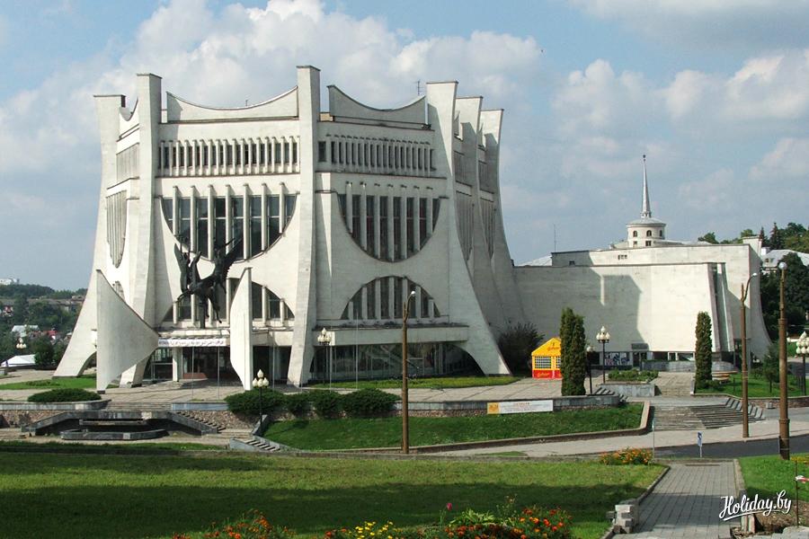 Гродненский областной драматический театр - фото и видео достопримечательности Беларуси (Белоруссии)