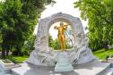 Тур Римские каникулы: ВЕНА – ВЕРОНА – ОЗЕРО ГАРДА* – РИМ (3 ДНЯ) – НЕАПОЛЬ* – СОРРЕНТО* – ВЕНЕЦИЯ -  Фото 2